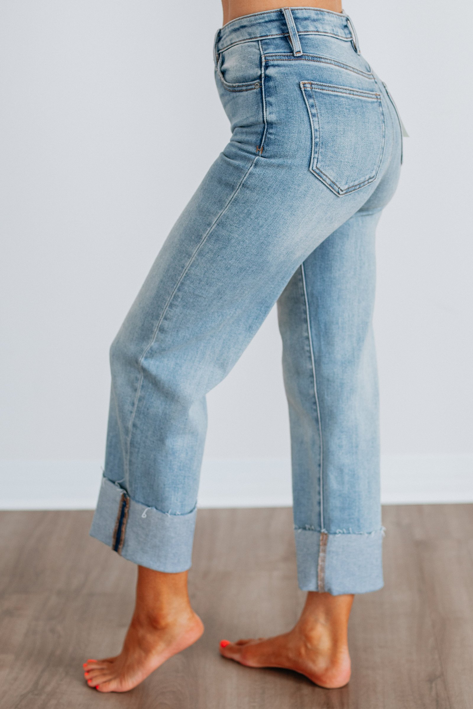 Ella Hidden Jeans - Main Character - Image 2